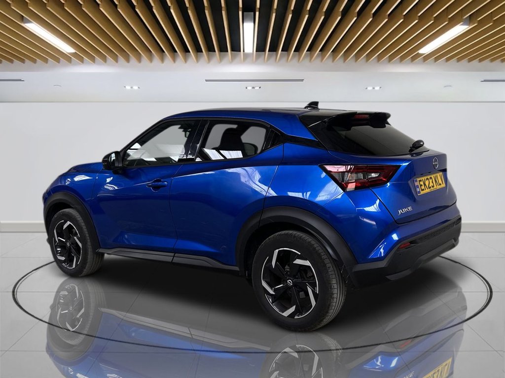 2023 Nissan Juke — image 3