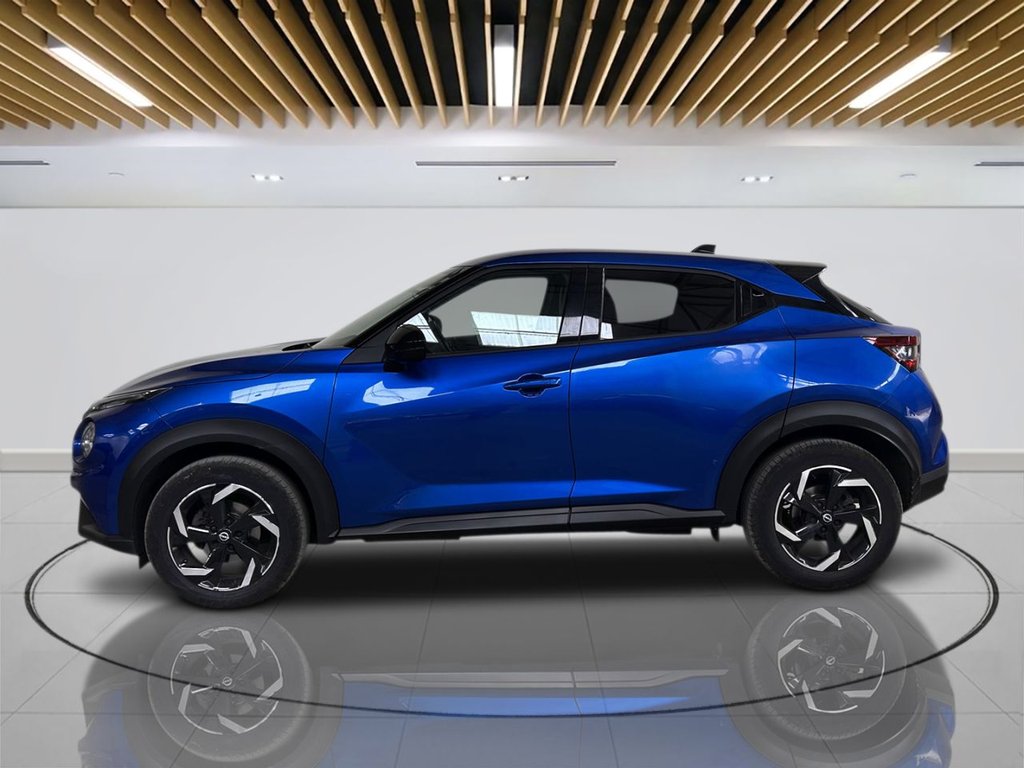 2023 Nissan Juke — image 2
