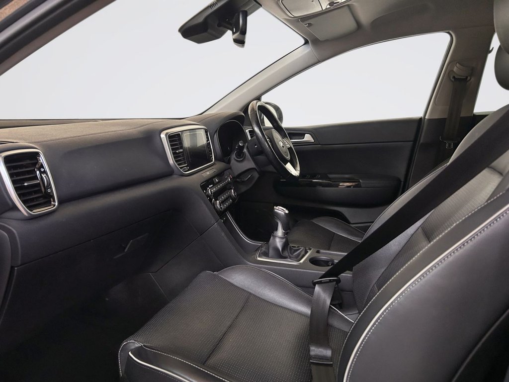2020 Kia Sportage — image 2