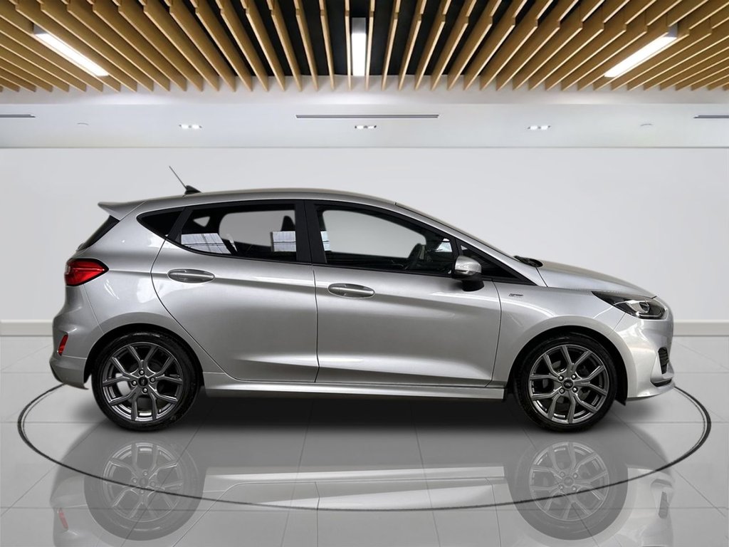 2022 Ford Fiesta — image 8