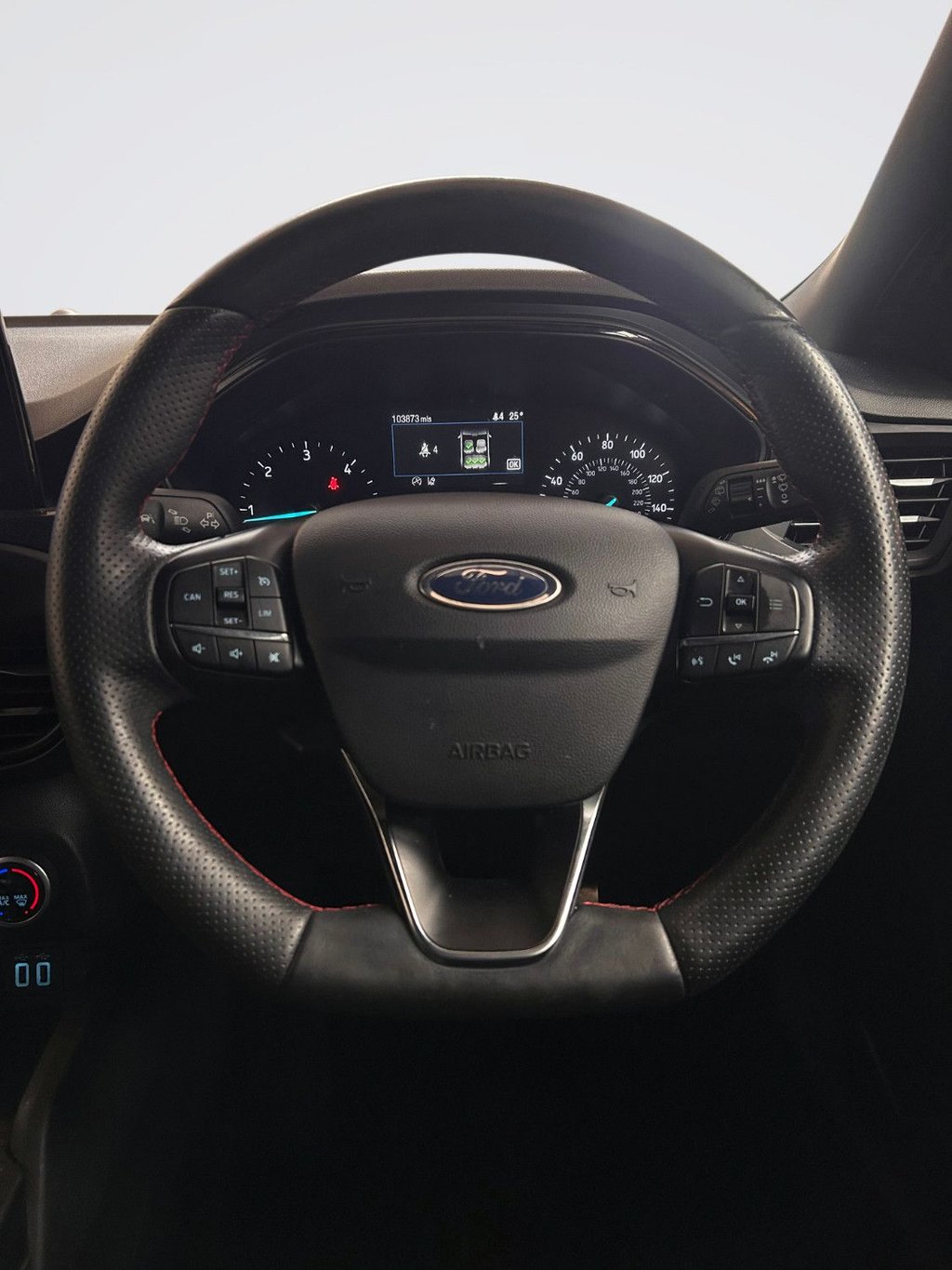 2021 Ford Focus — image 8