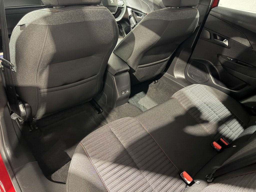 USED 2022 22 PEUGEOT E-2008 50kWh Active Premium + SUV 5dr Electric Auto (7kW Charger) (136 ps) 