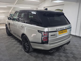 View our LAND ROVER RANGE ROVER