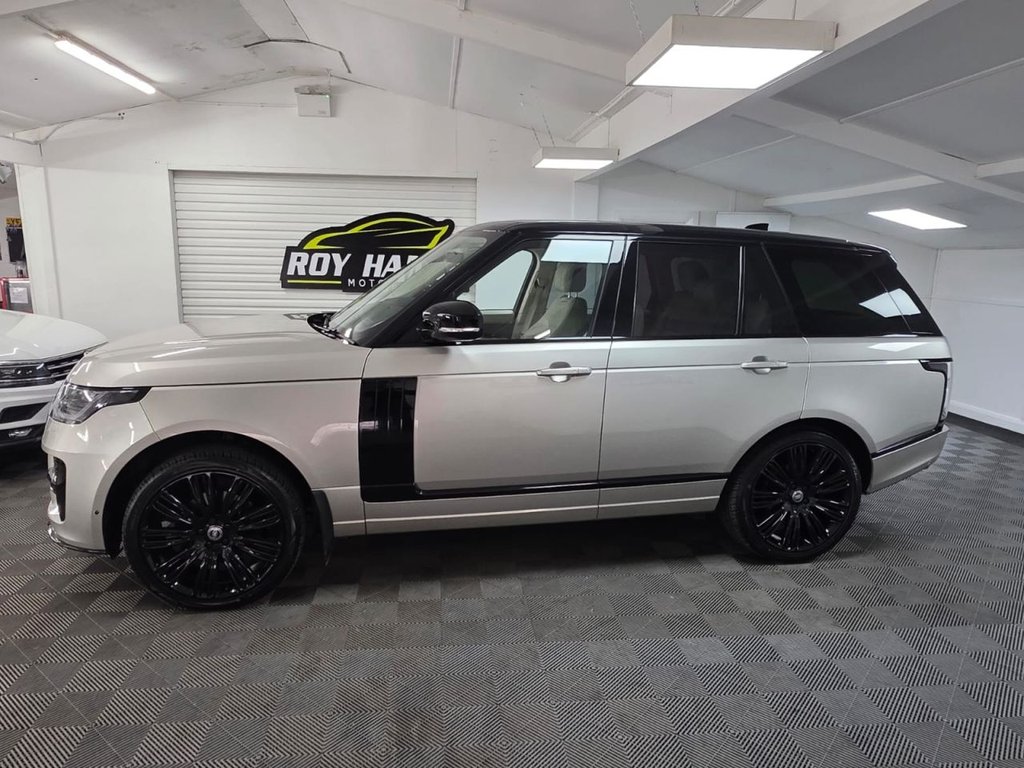 USED 2019 68 LAND ROVER RANGE ROVER 3.0 SD V6 Vogue SUV 5dr Diesel Auto 4WD Euro 6 (s/s) (275 ps) SATNAV - Bluetooth !