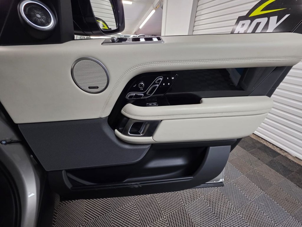 USED 2019 68 LAND ROVER RANGE ROVER 3.0 SD V6 Vogue SUV 5dr Diesel Auto 4WD Euro 6 (s/s) (275 ps) SATNAV - Bluetooth !