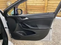 USED 2016 66 VAUXHALL ASTRA 1.4i Turbo SRi Hatchback 5dr Petrol Manual Euro 6 (150 ps) TWO LOCAL LADY OWNERS  EXC DRIVE
