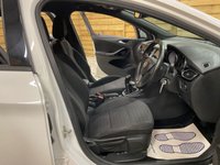 USED 2016 66 VAUXHALL ASTRA 1.4i Turbo SRi Hatchback 5dr Petrol Manual Euro 6 (150 ps) TWO LOCAL LADY OWNERS  EXC DRIVE