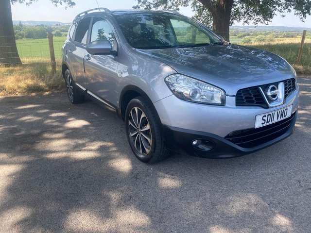 View our NISSAN QASHQAI+2