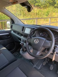 USED 2021 21 VAUXHALL VIVARO 3100 2.0D 120BHP LWB L2 SPORTIVE FACTORY 6 SEAT CREW VAN **SUPERB VALUE**NO VAT** 