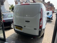 USED 2014 64 FORD TRANSIT CUSTOM 2.2 TDCi 290 Panel Van 5dr Diesel Manual L1 H1 (186 g/km, 98 bhp) 