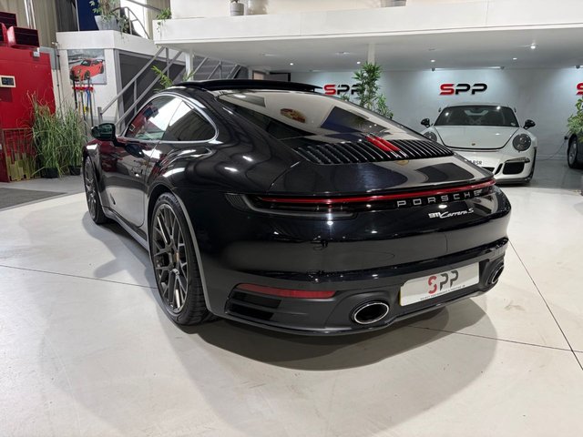 View our PORSCHE 911