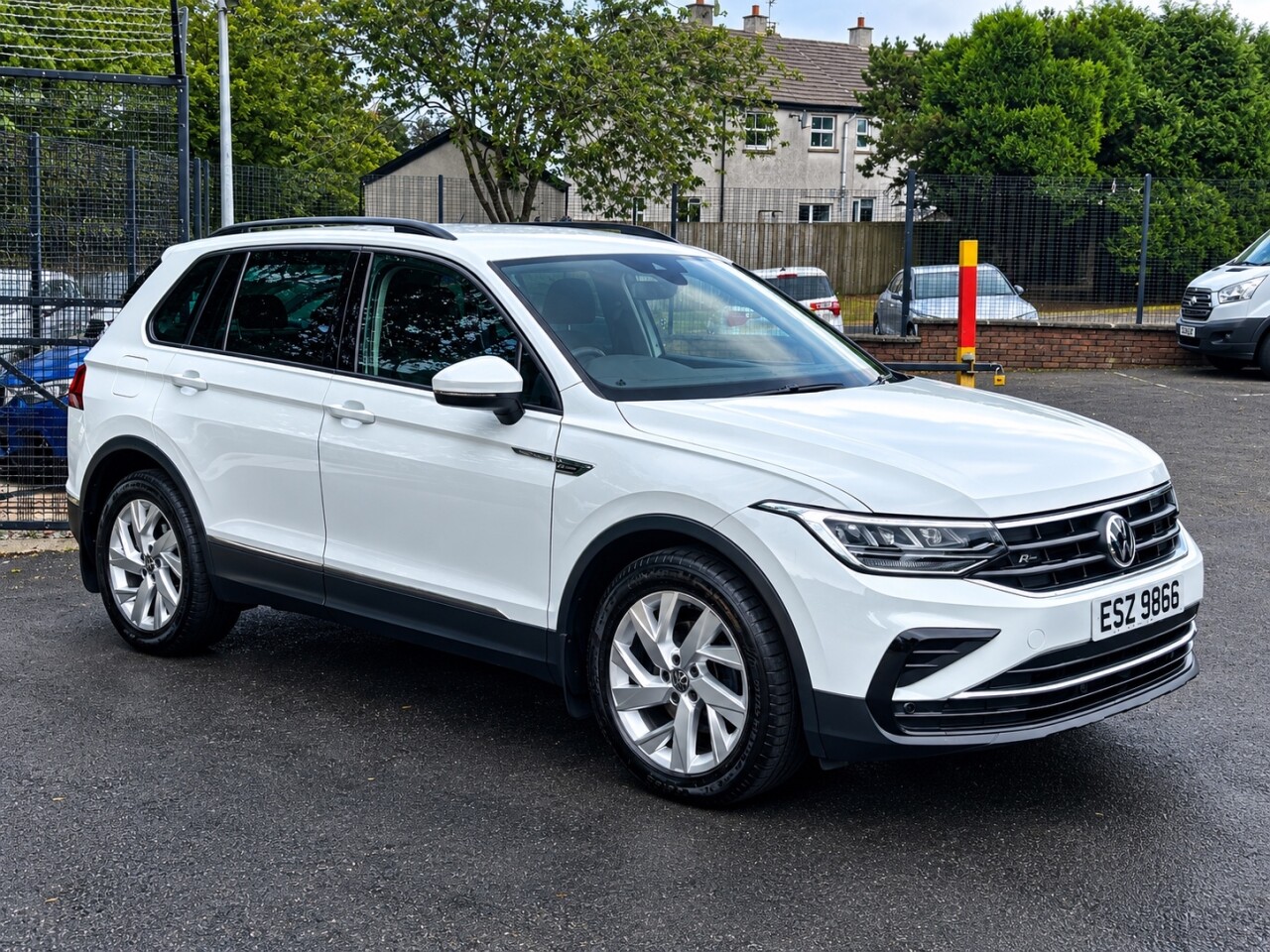 VOLKSWAGEN TIGUAN 2021