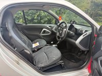 USED 2010 10 SMART FORTWO 0.8 CDI Passion SoftTouch/AUTOMATIC Euro 5 (54 bhp) 2DR COUPE A/C+GLASS ROOF+AUTO+