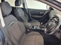 USED 2018 68 RENAULT KADJAR 1.3 TCe Dynamique Nav SUV 5dr Petrol Manual Euro 6 (s/s) (140 ps) 