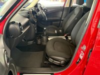 USED 2015 15 MINI COUNTRYMAN 1.6 Cooper SUV 5dr Petrol Manual Euro 6 (s/s) (122 ps) PARKIGN SENSORS-WHITE ROOF AND CAPS