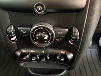 USED 2015 15 MINI COUNTRYMAN 1.6 Cooper SUV 5dr Petrol Manual Euro 6 (s/s) (122 ps) PARKIGN SENSORS-WHITE ROOF AND CAPS