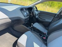 USED 2016 66 HYUNDAI I20 1.2 SE Hatchback 5dr Petrol Manual Euro 6 (84 ps) *ONLY* &pound;35 TAX + LOW INSURANCE GROUP + REAR PARKING SENSORS + DAB RADIO + CRUISE CONTROL + BLUETOOTH WITH USB PORT + AIR CON + ELECTRIC FRONT WINDOWS + IDEAL 1ST CAR + 68.9 MPG + FINISHED IN POLAR WHITE + 15' ALLOY WHEELS WITH TPMS