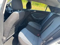 USED 2016 66 HYUNDAI I20 1.2 SE Hatchback 5dr Petrol Manual Euro 6 (84 ps) *ONLY* &pound;35 TAX + LOW INSURANCE GROUP + REAR PARKING SENSORS + DAB RADIO + CRUISE CONTROL + BLUETOOTH WITH USB PORT + AIR CON + ELECTRIC FRONT WINDOWS + IDEAL 1ST CAR + 68.9 MPG + FINISHED IN POLAR WHITE + 15' ALLOY WHEELS WITH TPMS
