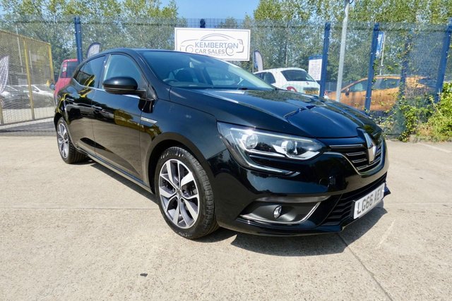 View our RENAULT MEGANE