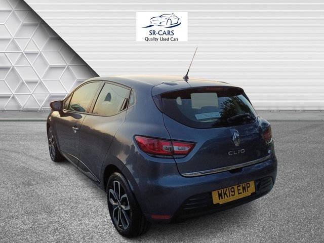 RENAULT CLIO at SR Cars
