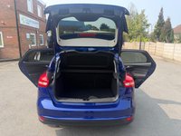 USED 2017 17 FORD FOCUS 1.0T EcoBoost Titanium Hatchback 5dr Petrol Auto Euro 6 (s/s) (125 ps) APPLE CARPLAY -PARKING SENSORS