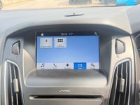 USED 2017 17 FORD FOCUS 1.0T EcoBoost Titanium Hatchback 5dr Petrol Auto Euro 6 (s/s) (125 ps) APPLE CARPLAY -PARKING SENSORS