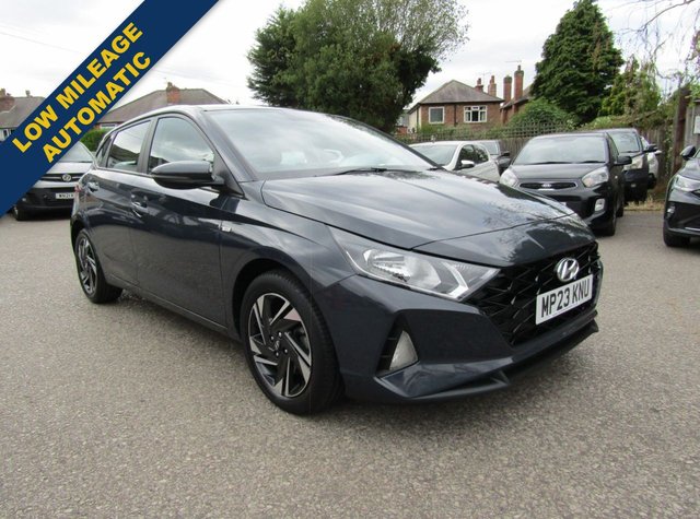 View our Hyundai I20 1.0 T-GDi MHEV SE Connect Hatchback 5dr Petrol Hybrid Automatic  DCT Euro 6 (s/s) (100 ps)