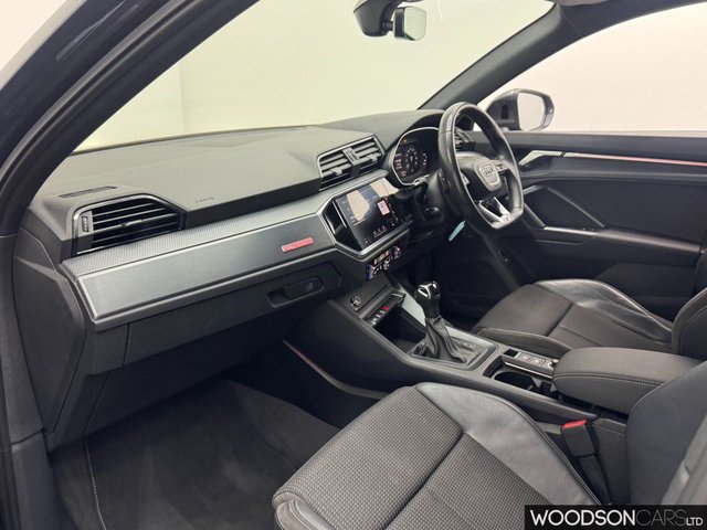 View our AUDI Q3