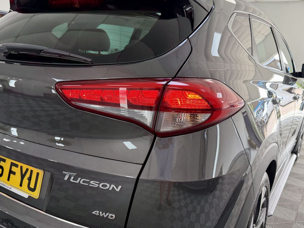 USED 2015 65 HYUNDAI TUCSON 2.0 CRDi Premium SE SUV 5dr Diesel Manual 4WD Euro 6 (185 ps) 
