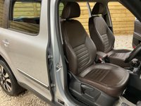 USED 2014 14 SKODA YETI 2.0 TDI Laurin & Klement Outdoor 5dr Diesel DSG 4WD Euro 5 (140 ps) TWO LOCAL LADY OWNERS ELEC PAN ROOF
