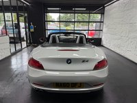 USED 2010 60 BMW Z4 2.5 23i Convertible 2dr Petrol Manual sDrive Euro 5 (204 ps) 2 Keys - Coral Red Leather