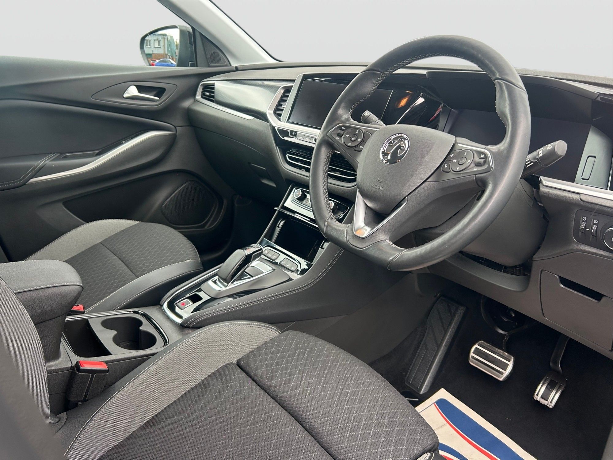 2022 Vauxhall Grandland — image 5