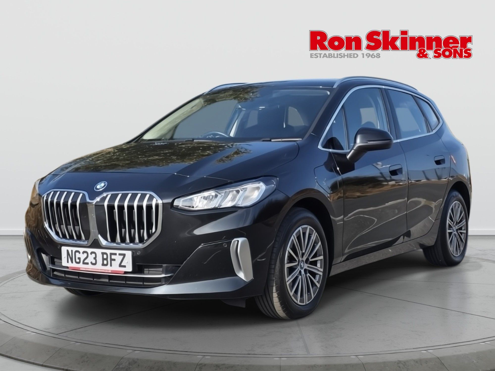 2023 BMW 2 Series Active Tourer — image 3