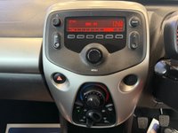 USED 2016 66 TOYOTA AYGO 1.0 VVT-i x-play Hatchback 5dr Petrol Manual Euro 6 (68 ps) LED DAYTIME RUNNING LIGHTS, MULTI FUNCTIONING STEERING WHEEL, ISOFIX, DAB DIGITAL RADIO, BLUETOOTH CONNECTIVITY, AIR CONDITIONING