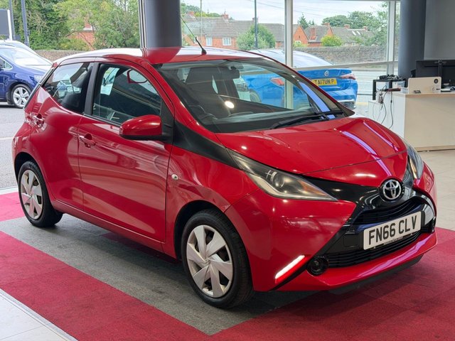 View our Toyota Aygo 1.0 VVT-i x-play Hatchback 5dr Petrol Manual Euro 6 (68 ps)