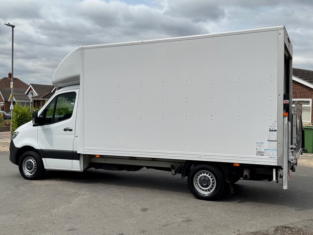 View our MERCEDES-BENZ SPRINTER