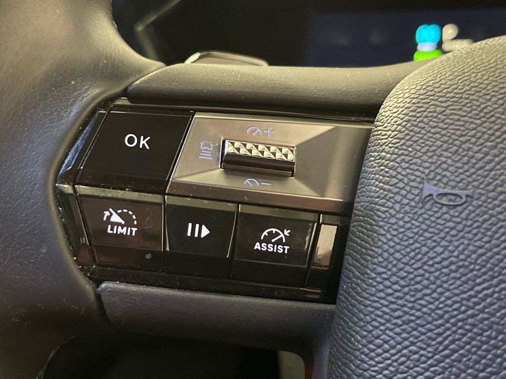 USED 2023 23 DS AUTOMOBILES DS 4 1.6 E-TENSE 12.4kWh Rivoli Hatchback 5dr Petrol Plug-in Hybrid EAT8 Euro 6 (s/s) (225 ps) 