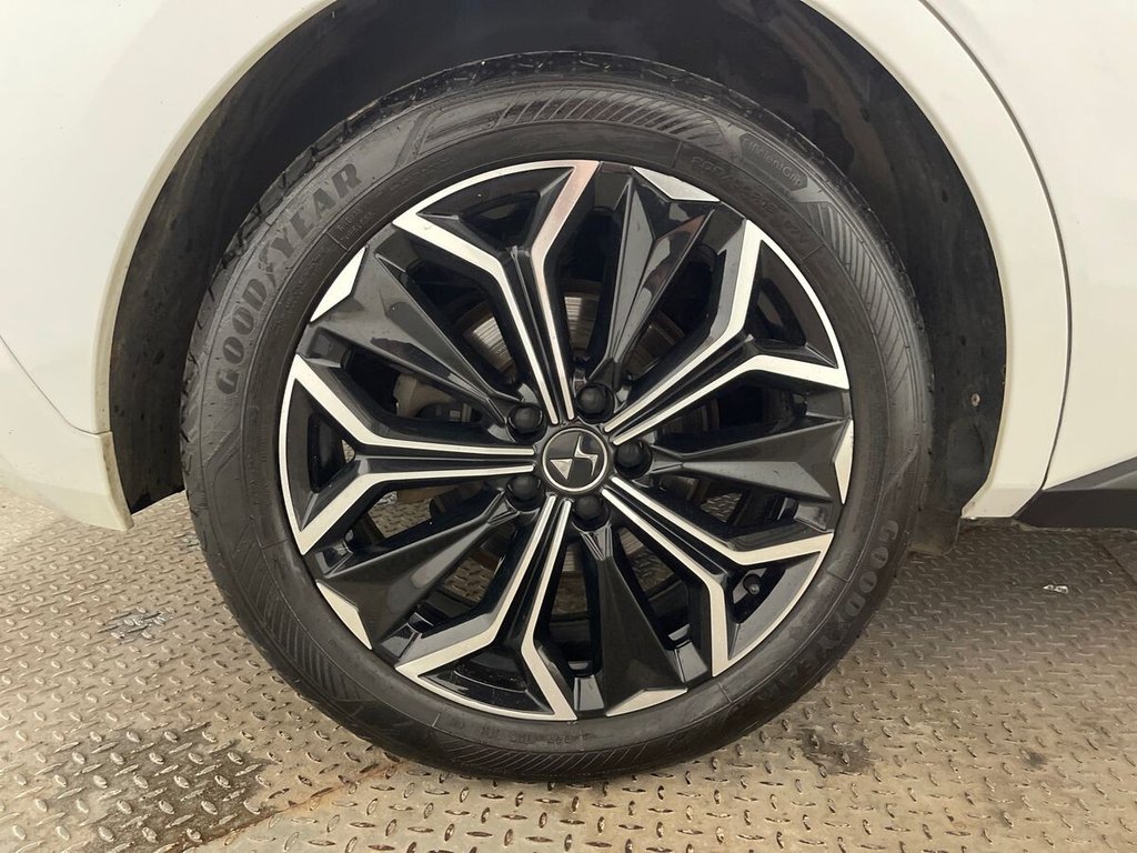 USED 2023 23 DS AUTOMOBILES DS 4 1.6 E-TENSE 12.4kWh Rivoli Hatchback 5dr Petrol Plug-in Hybrid EAT8 Euro 6 (s/s) (225 ps) 