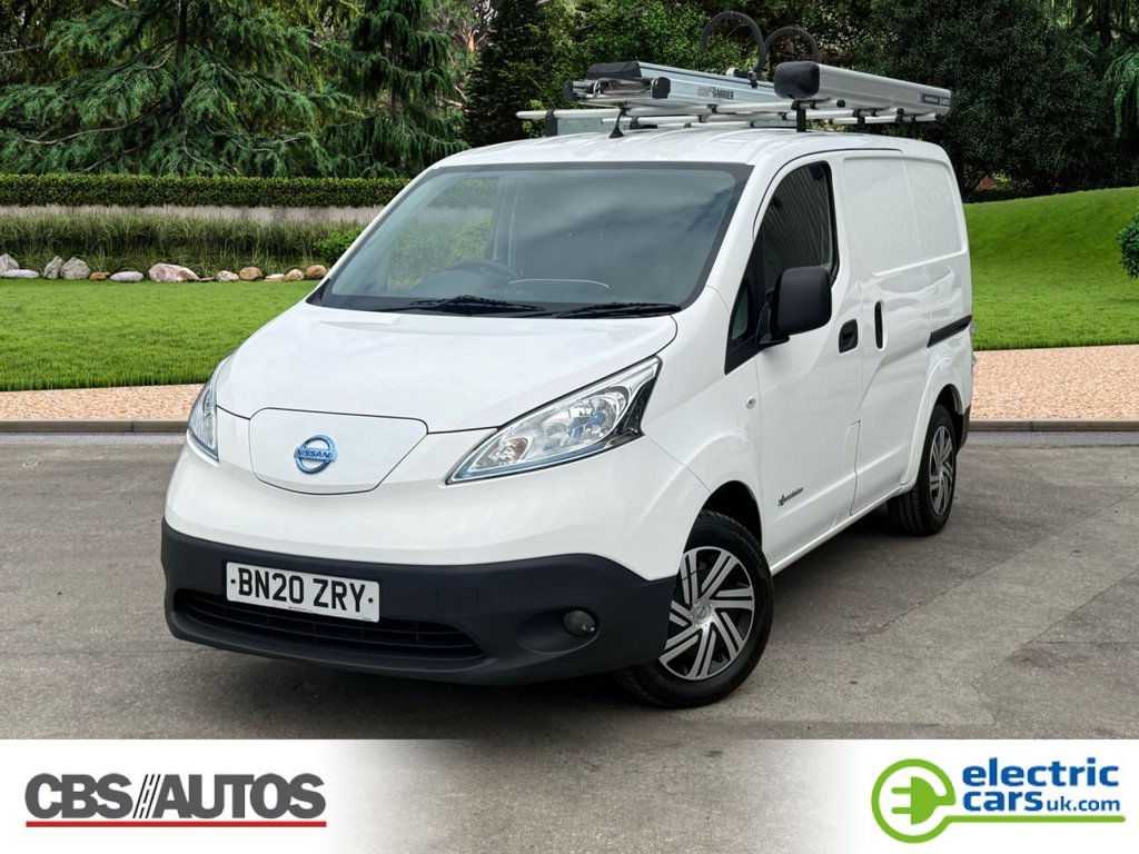 2020 NISSAN NV200