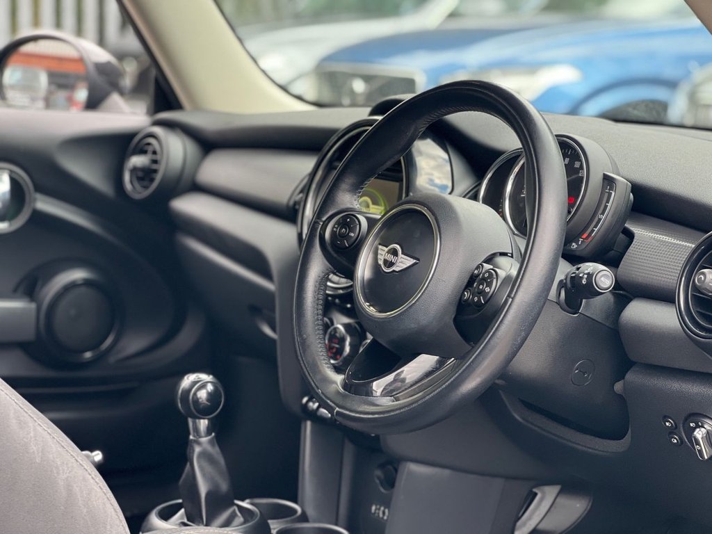 USED 2017 67 MINI HATCH 1.5 Cooper Hatchback 3dr Petrol Manual Euro 6 (s/s) (136 ps) OVER &pound;8K FACTORY OPTIONS!