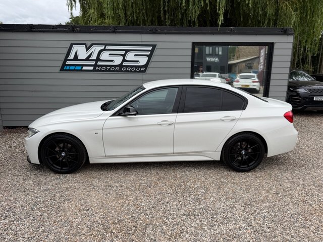 View our BMW 3 SERIES