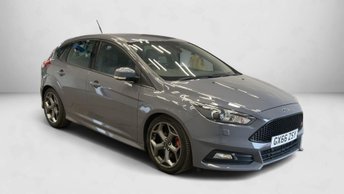 2016 FORD FOCUS