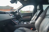 USED 2018 68 LAND ROVER RANGE ROVER VELAR 2.0 D180 R-Dynamic HSE SUV 5dr Diesel Auto 4WD Euro 6 (s/s) (180 ps) 