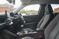 USED 2021 71 PEUGEOT 2008 1.2 PureTech Allure SUV 5dr Petrol Manual Euro 6 (s/s) (100 ps) 