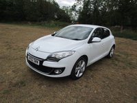 USED 2012 62 RENAULT MEGANE 1.6 16V 110 Dynamique TomTom 5 door Petrol Pearl white. Sat Nav. Bluetooth.