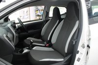 USED 2017 66 TOYOTA AYGO 1.0 VVT-i x-play Hatchback 5dr Petrol Manual Euro 5 Euro 5 (68 ps) 3 MONTHS NATIONWIDE WARRANTY
