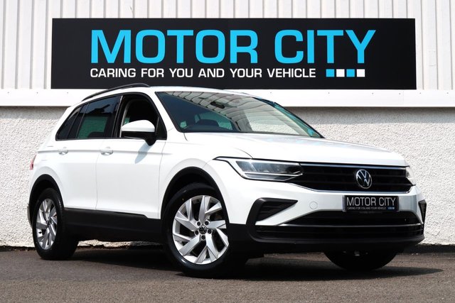 2021 21 VOLKSWAGEN TIGUAN 1.5 TSI Life SUV 5dr Petrol Manual Euro 6 (s/s) (150 ps) GREAT VALUE FAMILY PETROL SUV