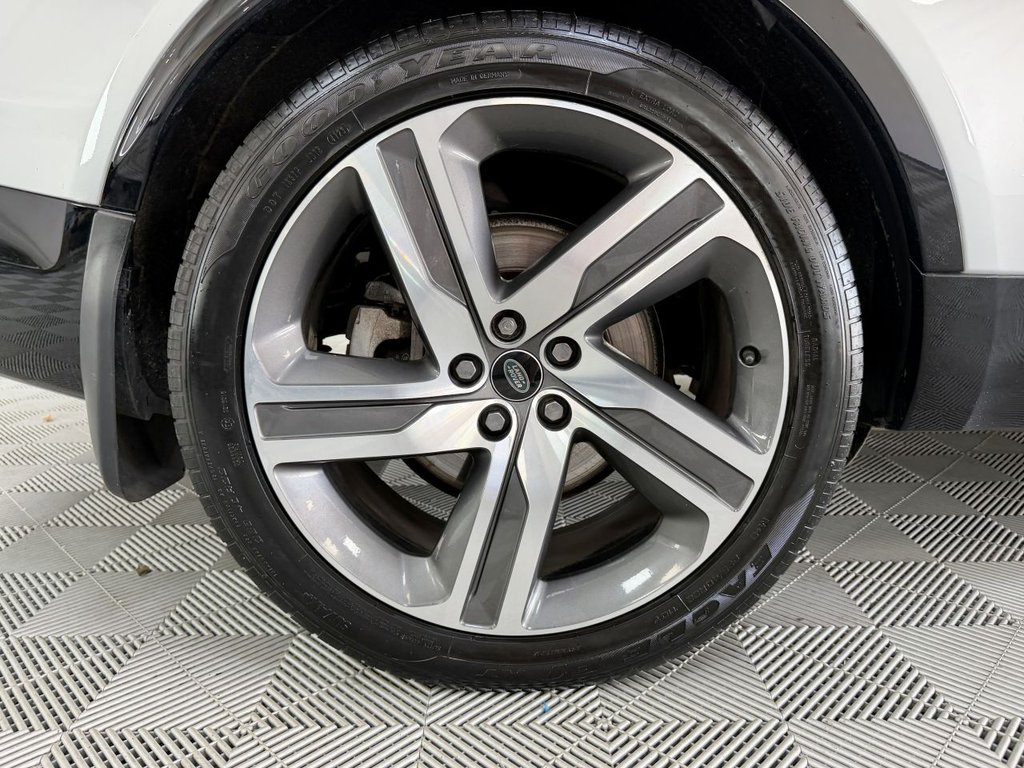 USED 2022 22 LAND ROVER DISCOVERY 3.0 D300 MHEV R-Dynamic HSE SUV 5dr Diesel Auto 4WD Euro 6 (s/s) (300 ps) 