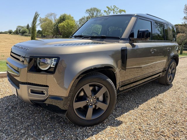 2024 Land Rover Defender 110