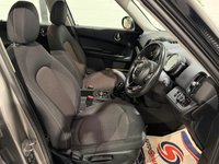 USED 2019 69 MINI COUNTRYMAN 1.5 Cooper Classic SUV 5dr Petrol Steptronic Euro 6 (s/s) (136 ps) 